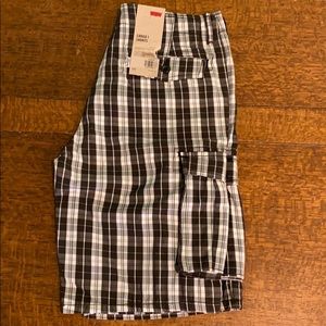 Levi’s cargo shorts.  Men’s waist size 29. NWT.
